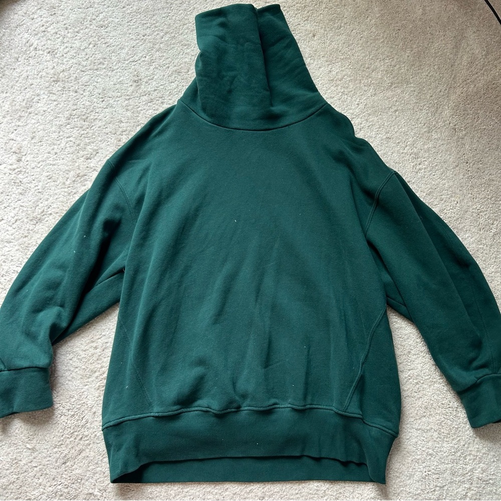 Zara emerald green turtleneck sweater. Size M